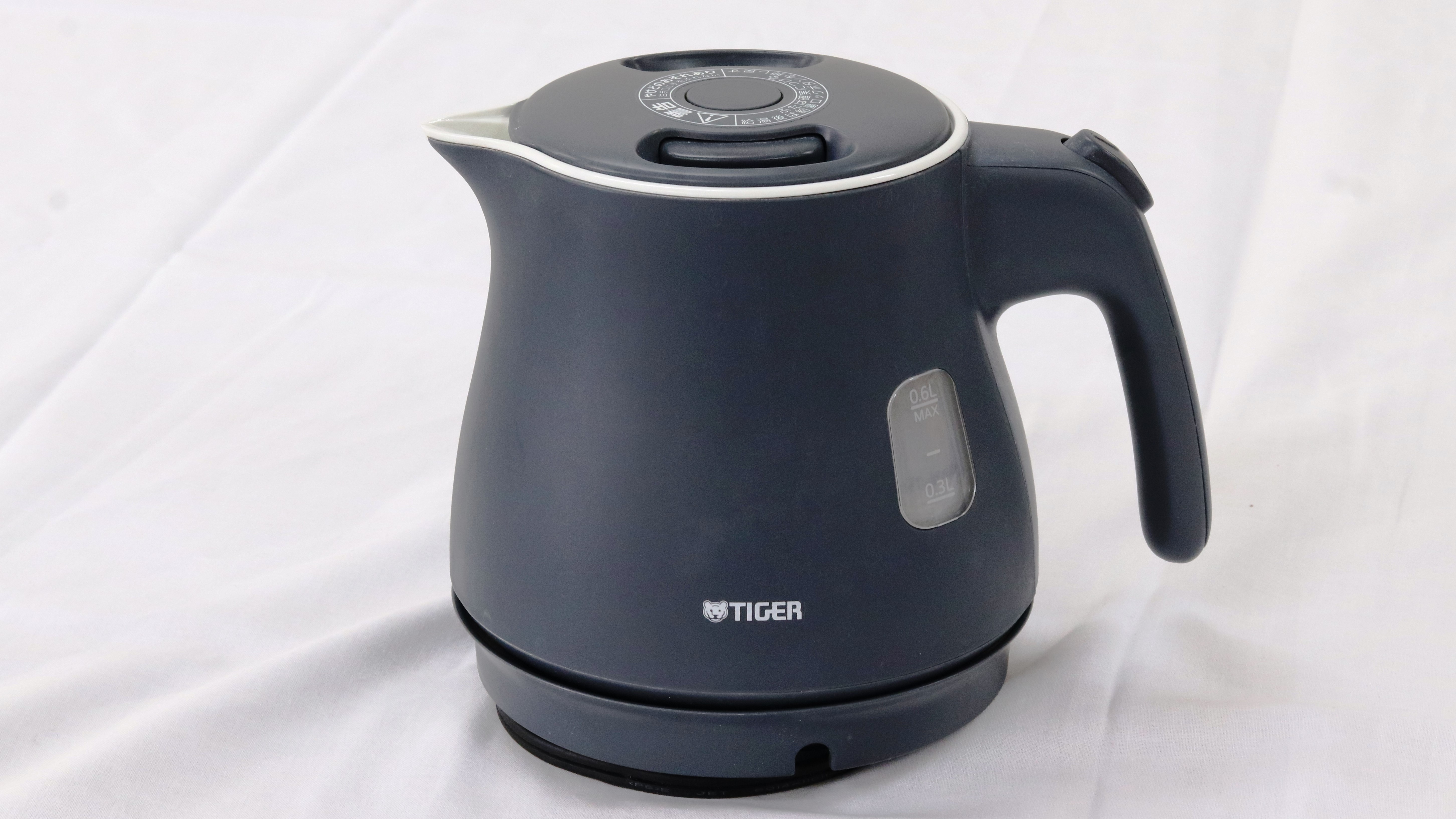 客室　電気ポット