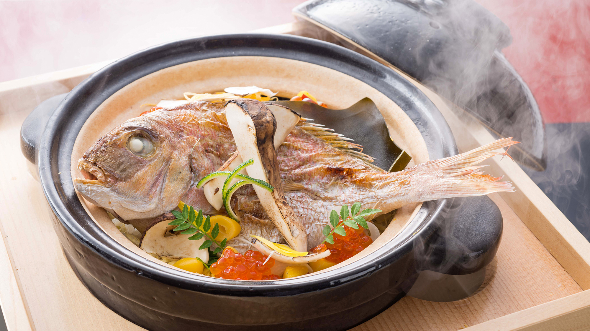 【朝ごはんフェスティバル入賞メニュー】真鯛と松茸の土鍋炊き込みご飯