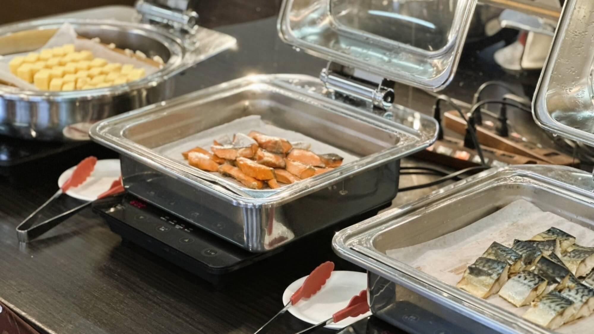 ■朝食：バイキング一例