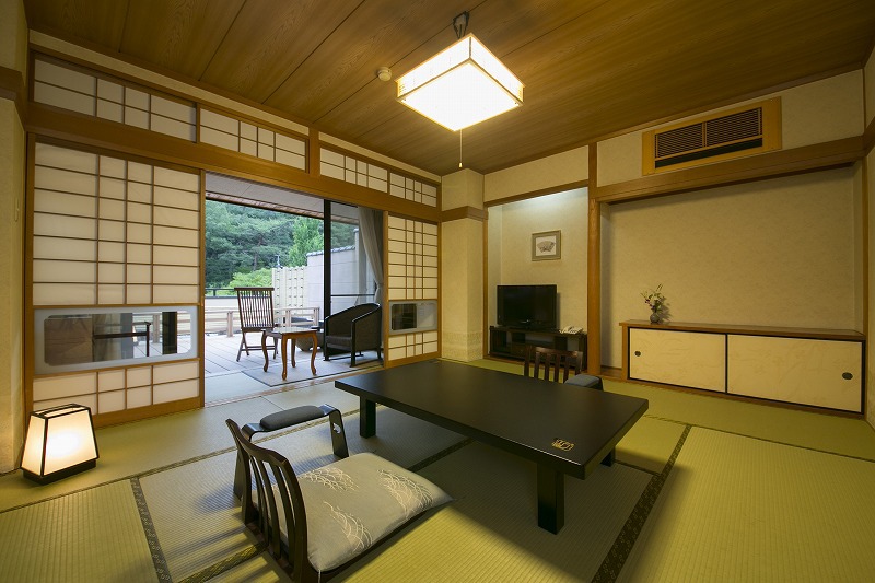 四季山客室