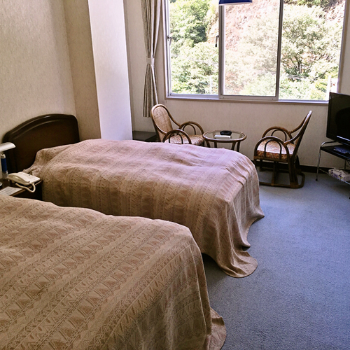 ツイン（トイレ付）