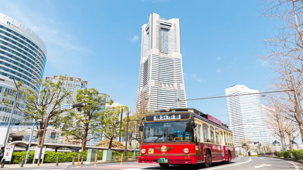 周遊バス「あかいくつ」