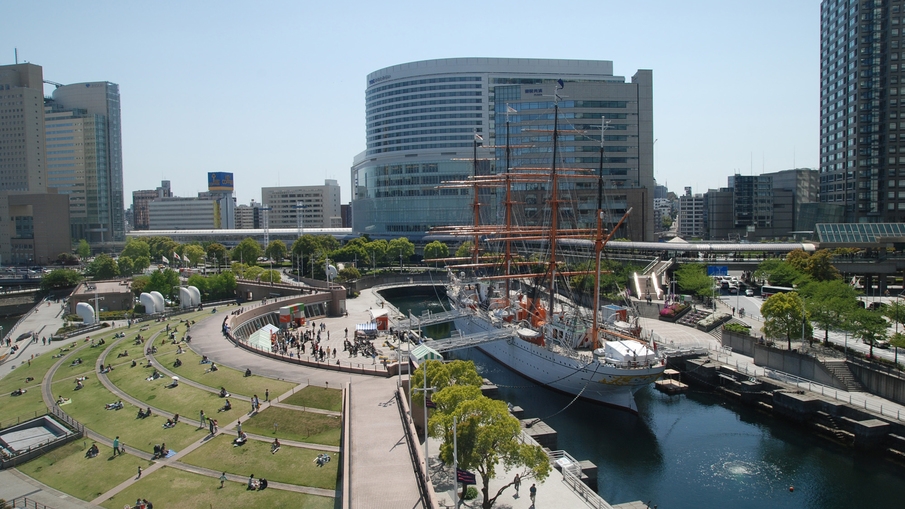 【国重要文化財】帆船日本丸を見て横浜の歴史を感じよう！日本丸・横浜みなと博物館共通券＆朝食付