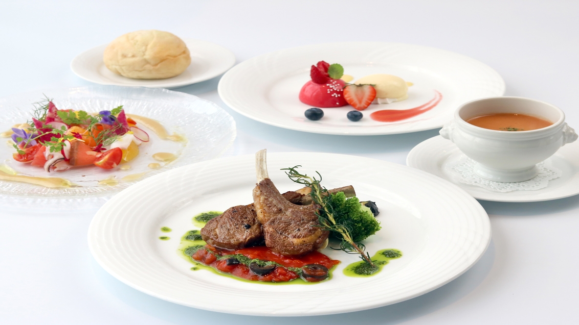 〜感動夜景レストラン〜カルパッチョと仔羊のグリル￥6，900 ディナー”ポール” +朝食付