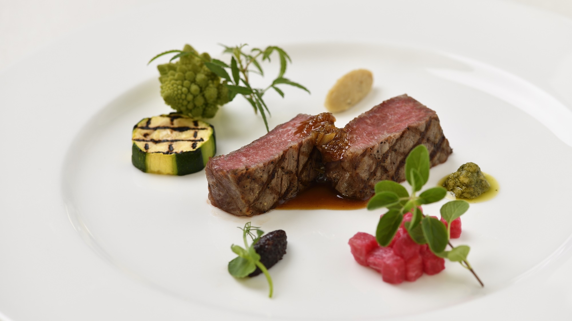楽天限定【連泊／コースディナー1回付】自家農園からはじまる美食ディナー“Essence”＜朝食付＞