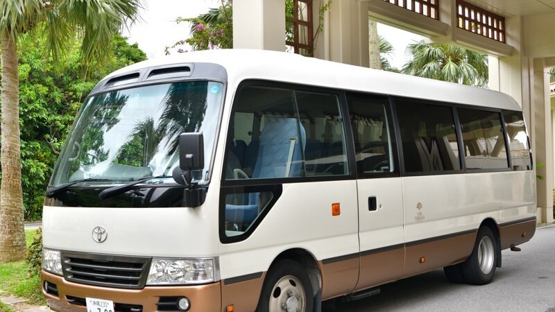 無料シャトルバス(予約制)