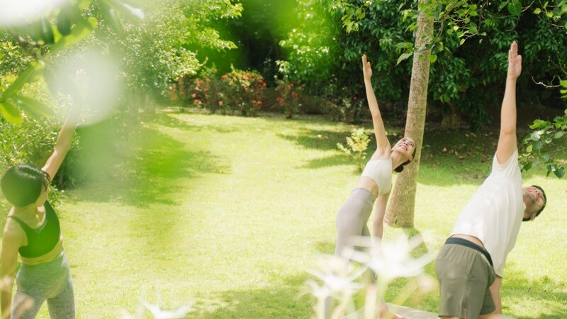 モーニングヨガ