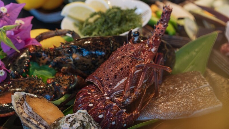 鉄板焼レストラン「龍潭」