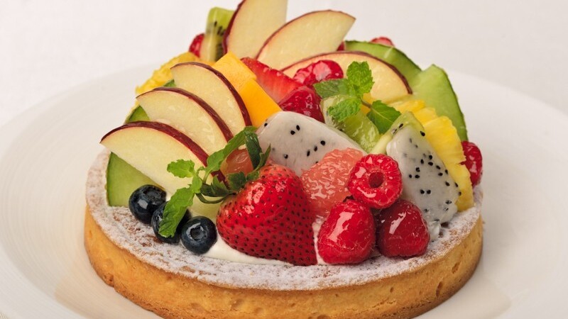 アニバーサリーケーキ　フルーツタルト