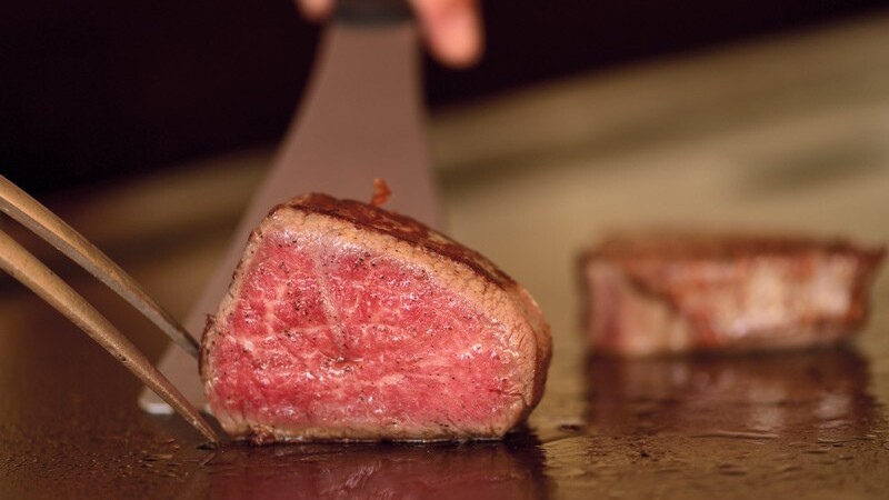 ★鉄板焼レストラン「龍潭」