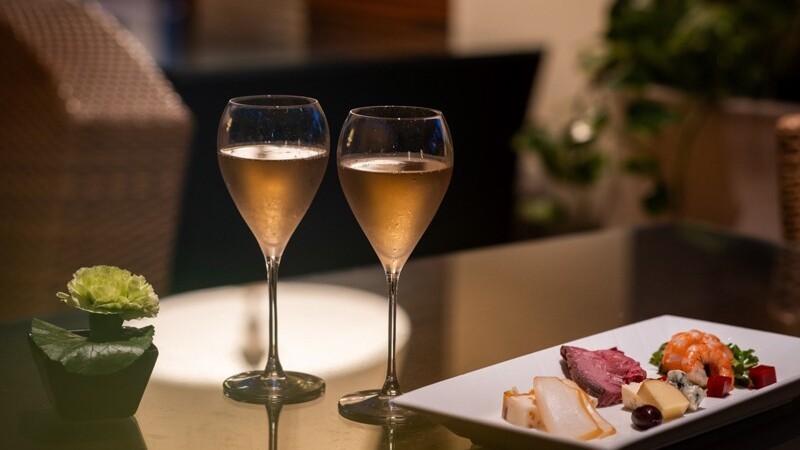 ★アペリティフタイム　ライブラリーラウンジ＆バー