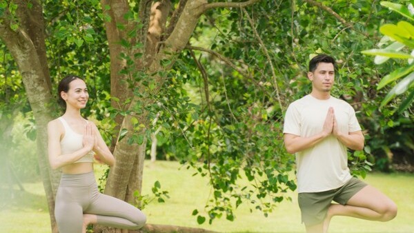 モーニングヨガ