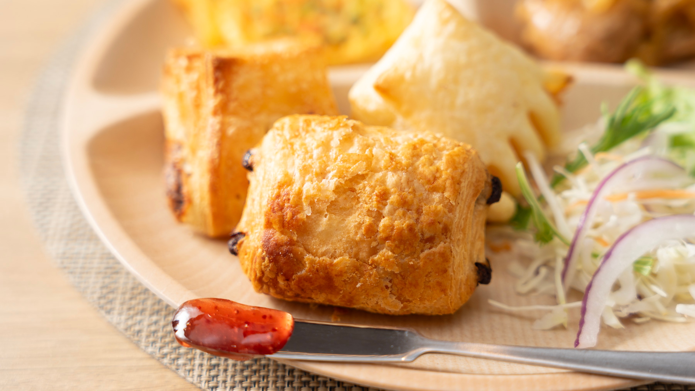 ホテル内専用オーブンで焼き上げています