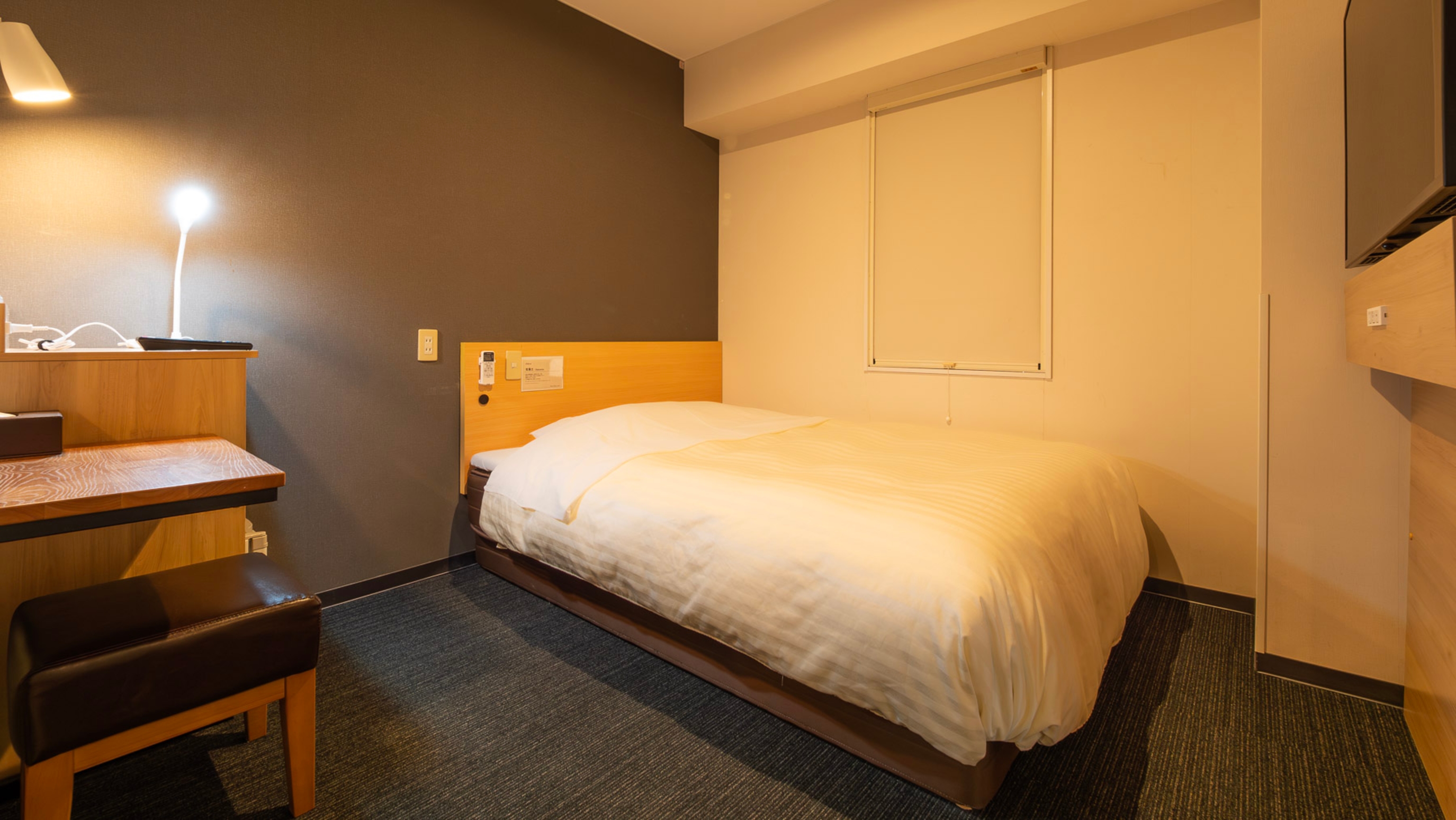 夜は、やわらかな灯りがお部屋を包みます