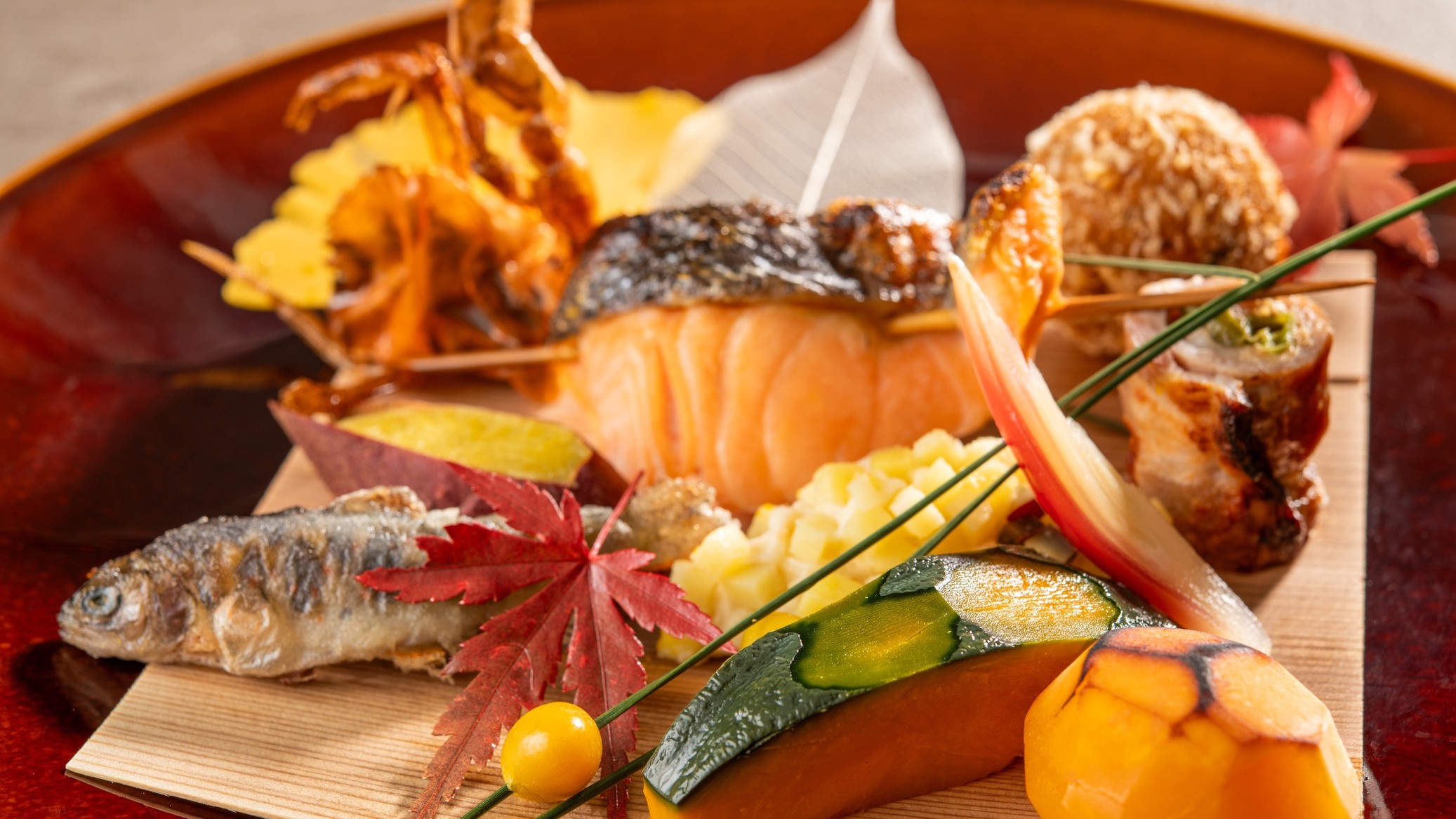 ＜早割28＞【特別会席】地場産の食材にこだわった特別会席をお楽しみいただけるプラン【さき楽】