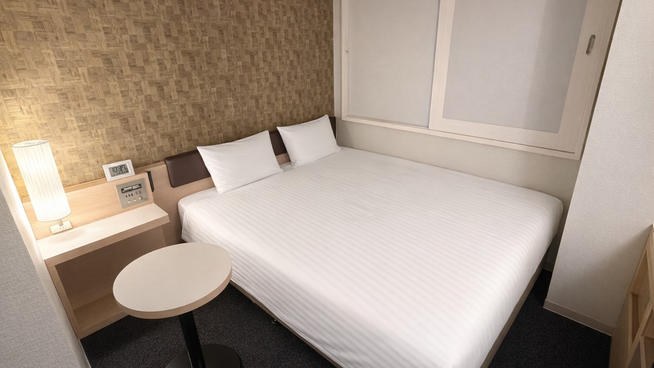 デラックスルーム（クイーンサイズベット設置・ベット幅160㎝)