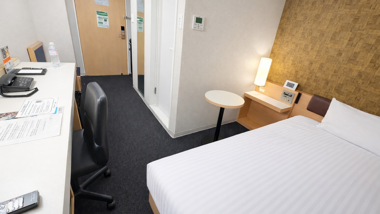 デラックスルーム（クイーンサイズベット設置・ベット幅160㎝)