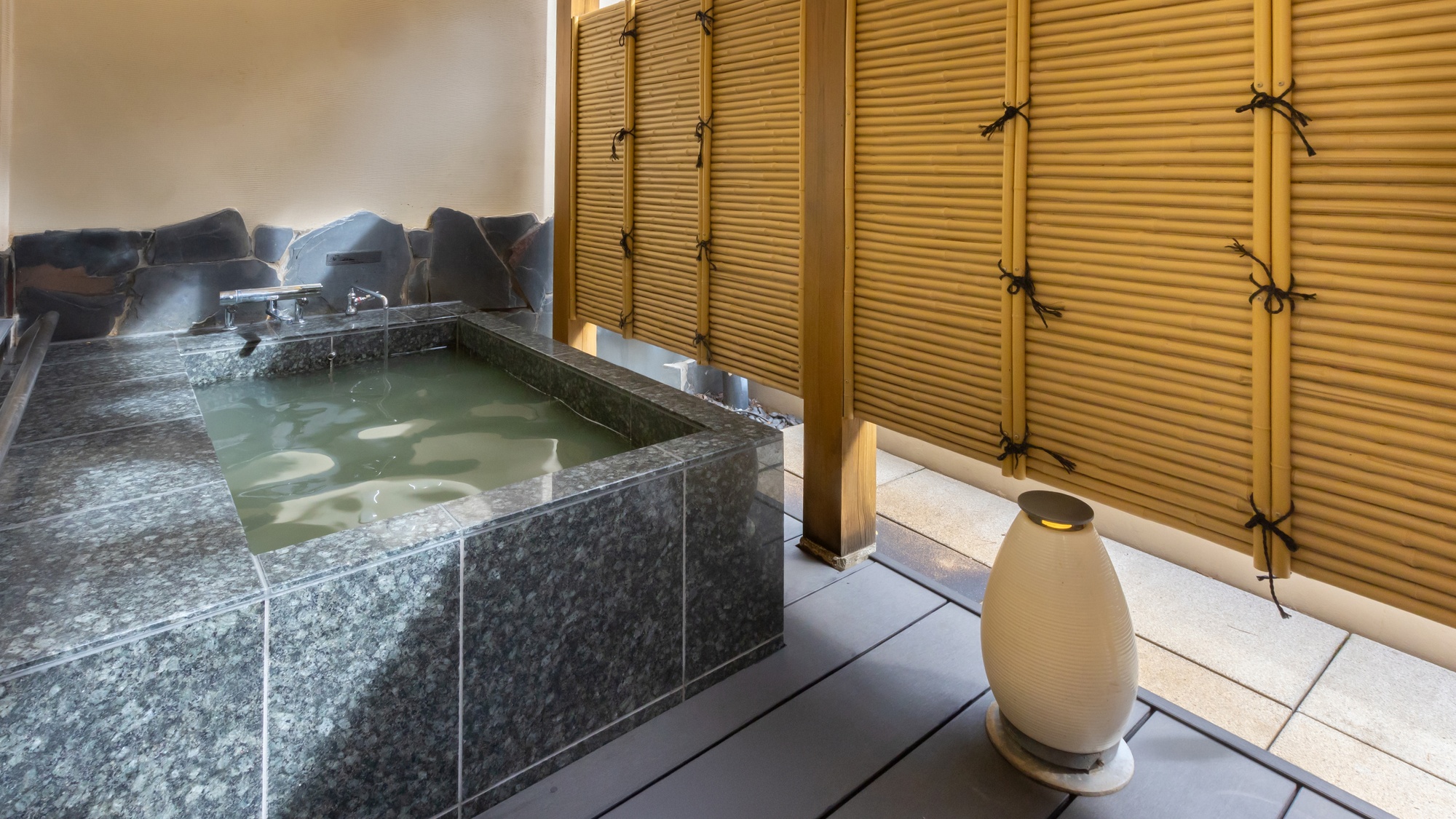 露天風呂付き特別和洋室