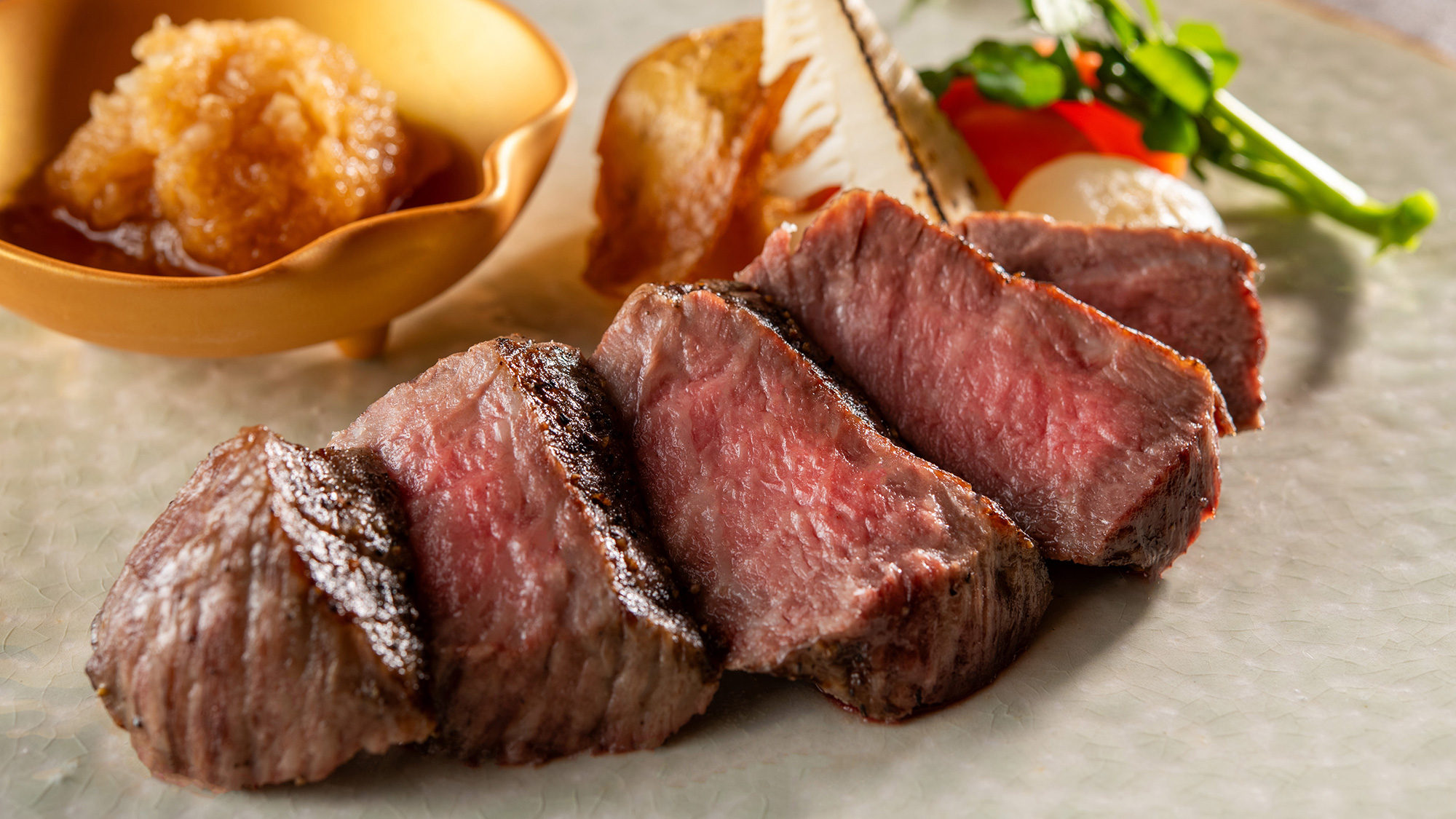 【スタンダード会席】春（2026年3月～5月）肉料理 国産牛ランプステーキ　塩原大根おろしポン酢 