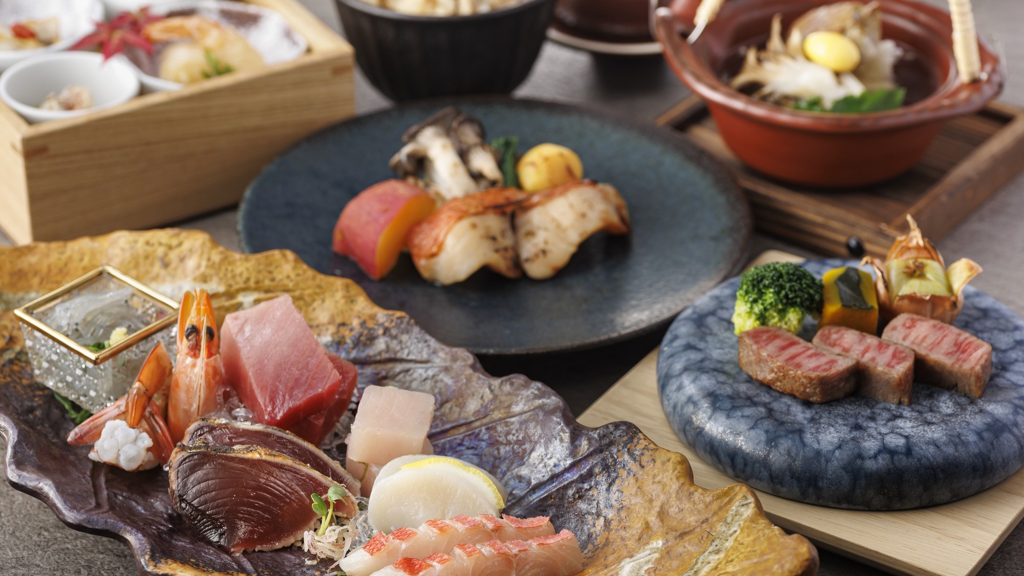 【おかげさまで1周年！／極み会席】金目鯛土鍋ご飯が付いた焼津ミナミマグロと国産牛の極み会席