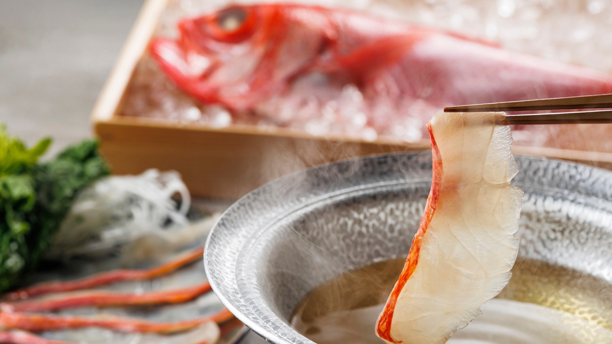 【2025年7月リニューアル/特別会席】焼津ミナミマグロ等豪華七種盛と特選和牛の料理長おすすめ会席