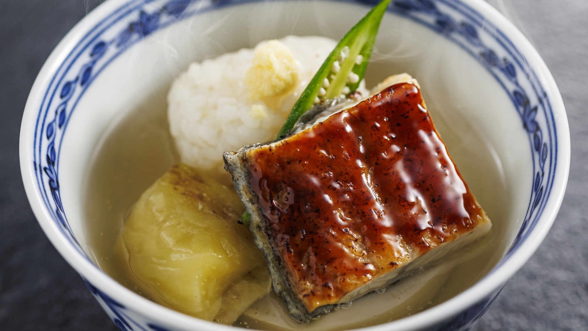 【おかげさまで1周年！／特別会席】焼津ミナミマグロ等豪華七種盛と特選和牛の料理長おすすめ会席