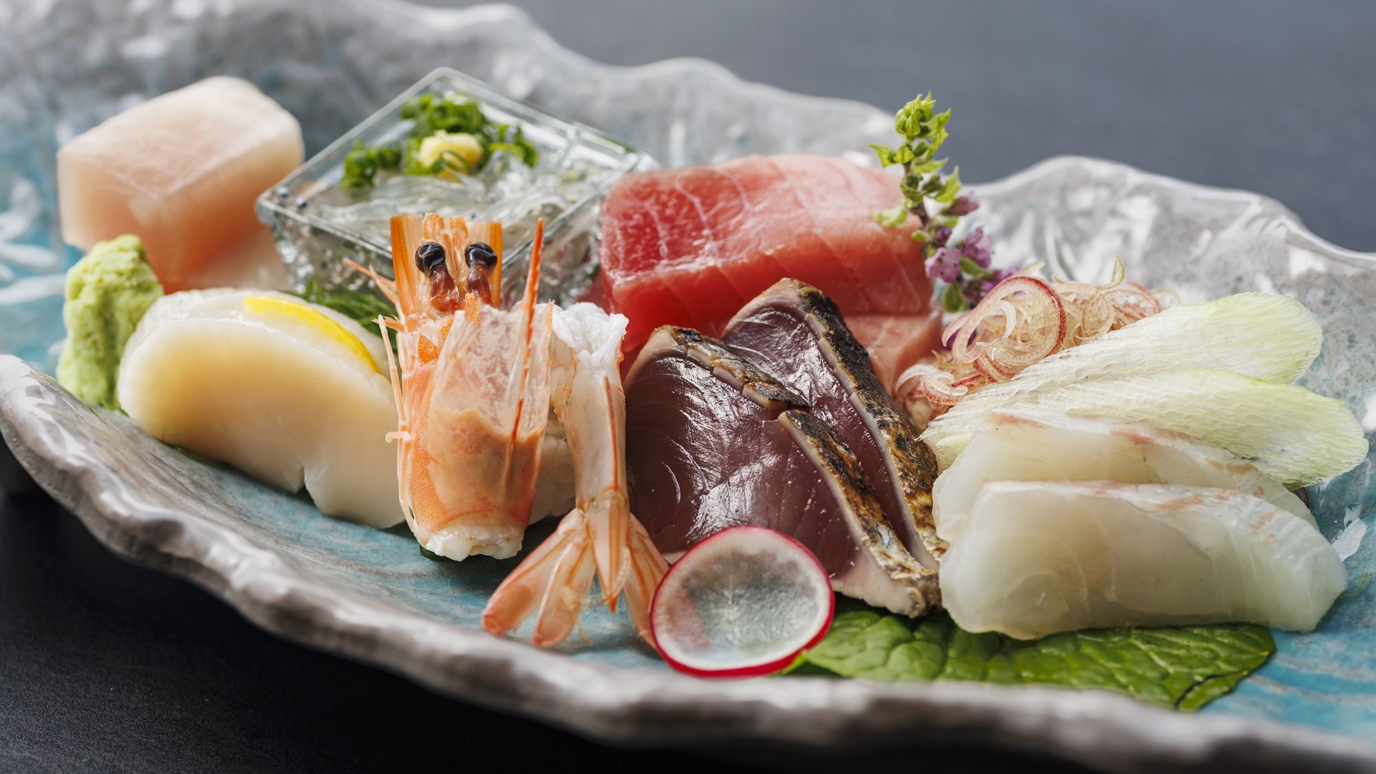 【2025年7月リニューアル/特別会席】焼津ミナミマグロ等豪華七種盛と特選和牛の料理長おすすめ会席
