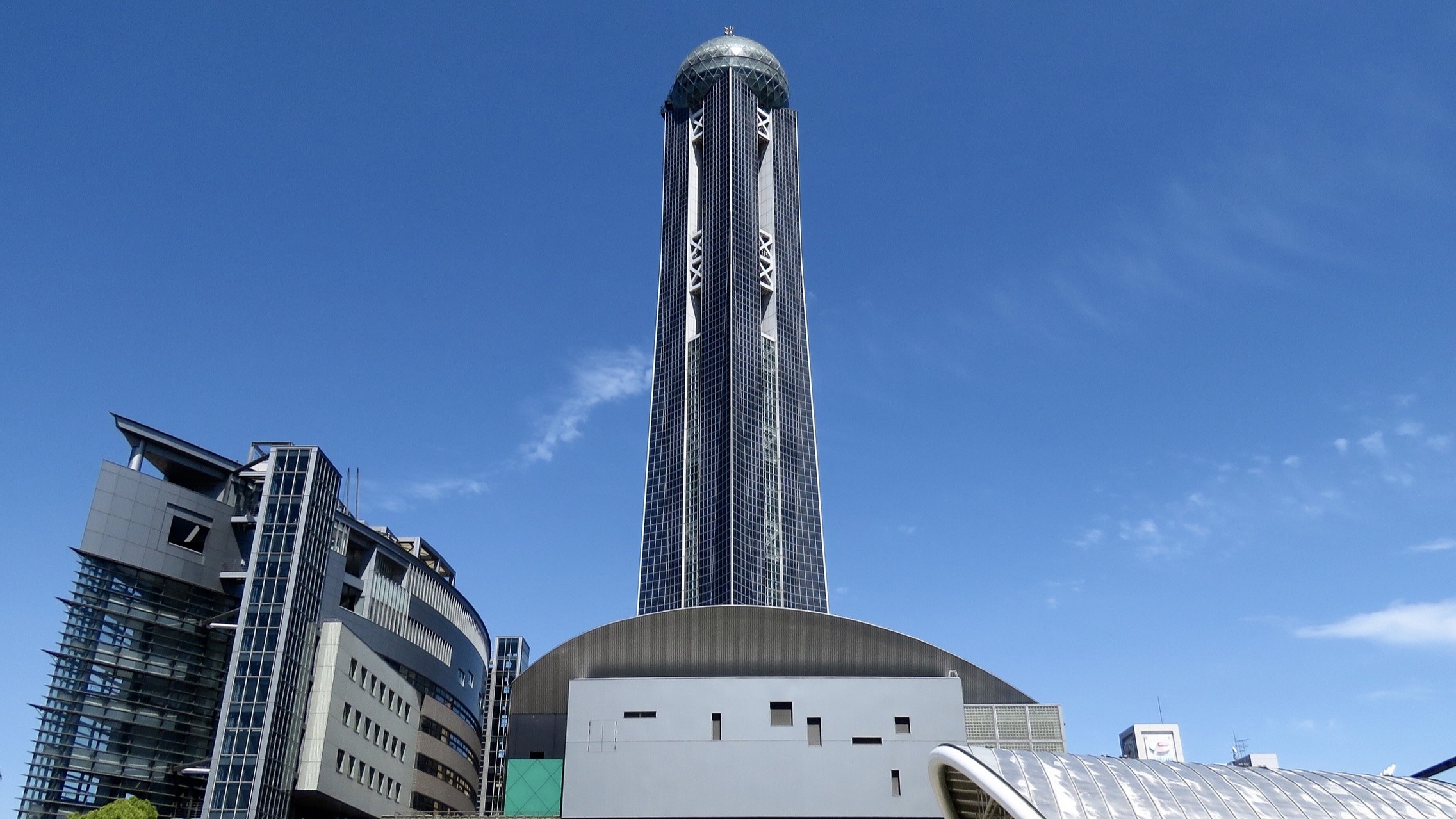 ◆海峡ゆめタワー(提供：下関観光コンベンション協会)