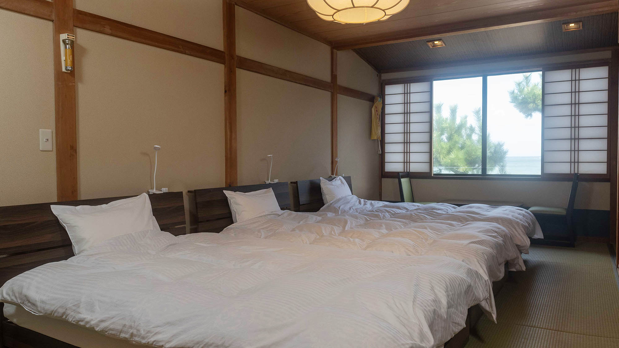 和室・ベッド 3～4名用客室
