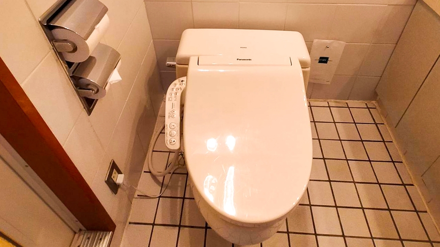 ・ツインルーム一例　トイレは洗浄機能付きです