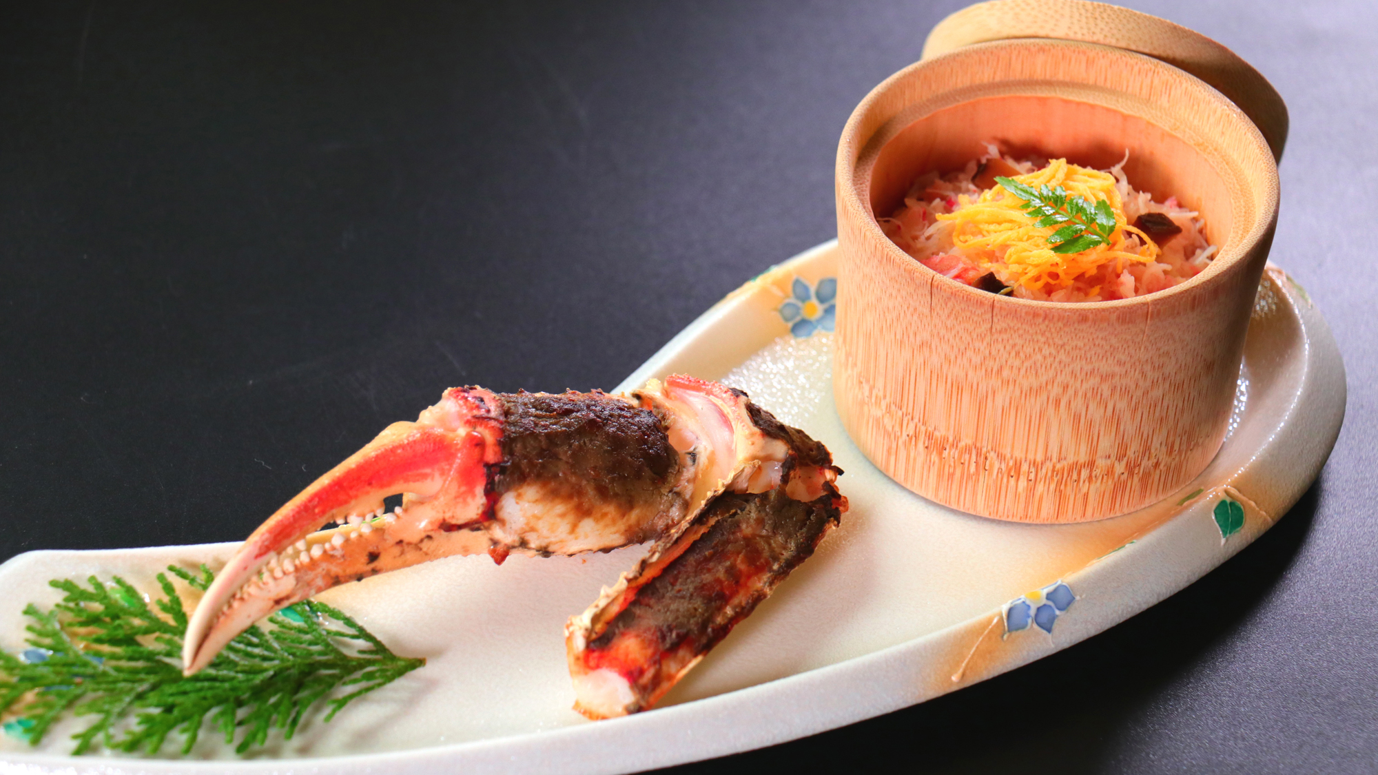 ≪蟹爪みそ焼き＆蟹ばら寿司≫丹後名物ばらずしに蟹を合わせた贅沢な一品