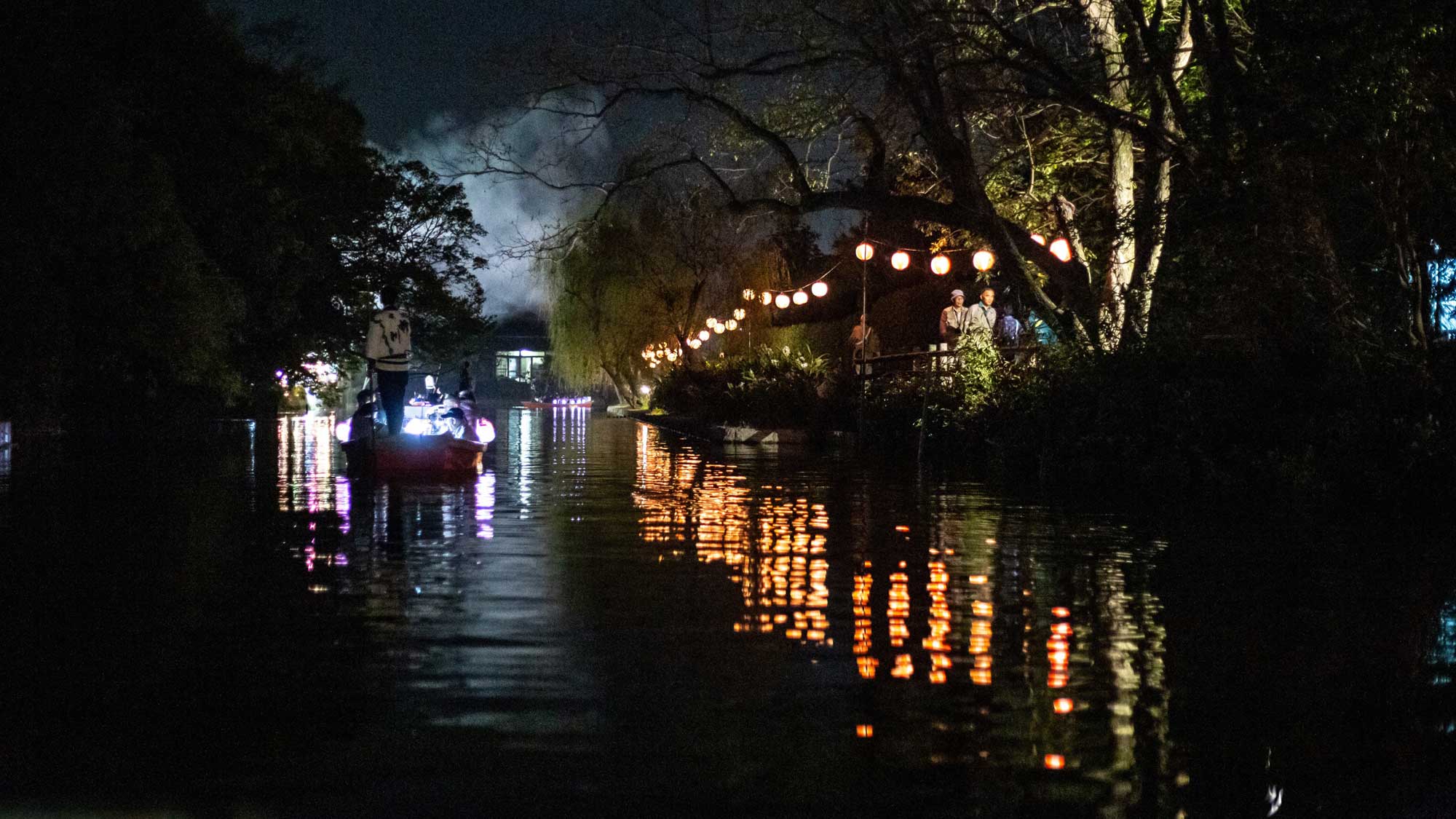 【周辺観光】柳川では白秋先生を讃え、11月1日から11月3日にかけて「白秋祭」が毎年行われます。