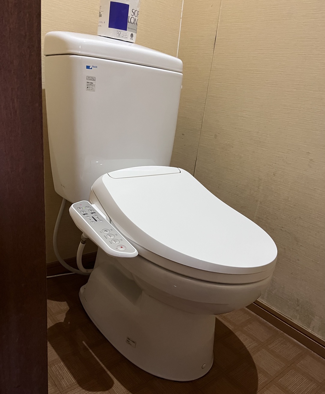 お風呂つきのお部屋のトイレ