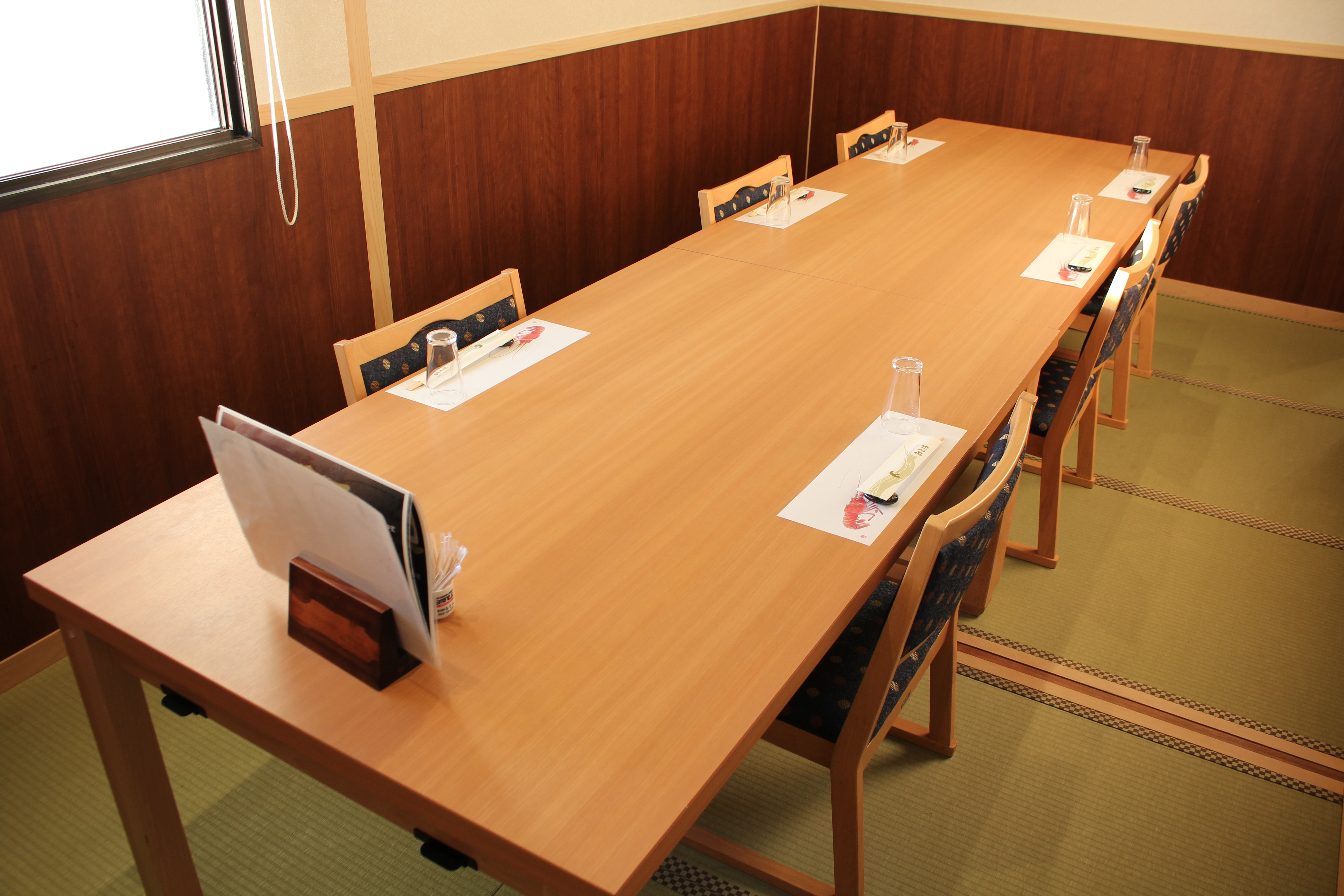 食事処魚魚楽　半個室