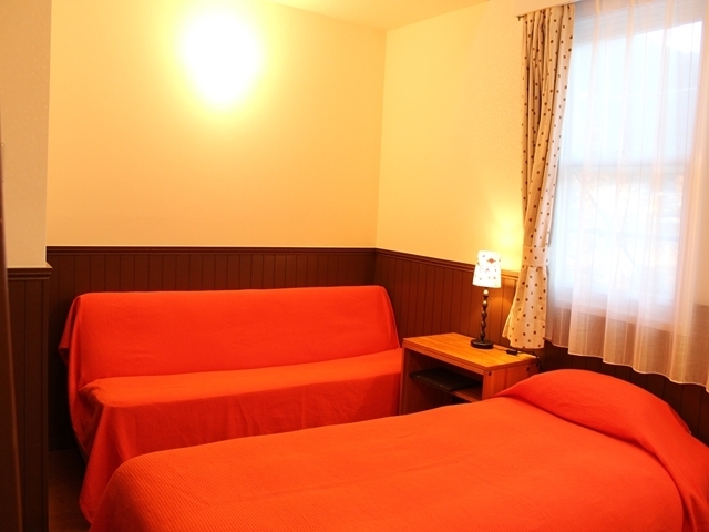 Weekend Shuffle Rakuten Travel