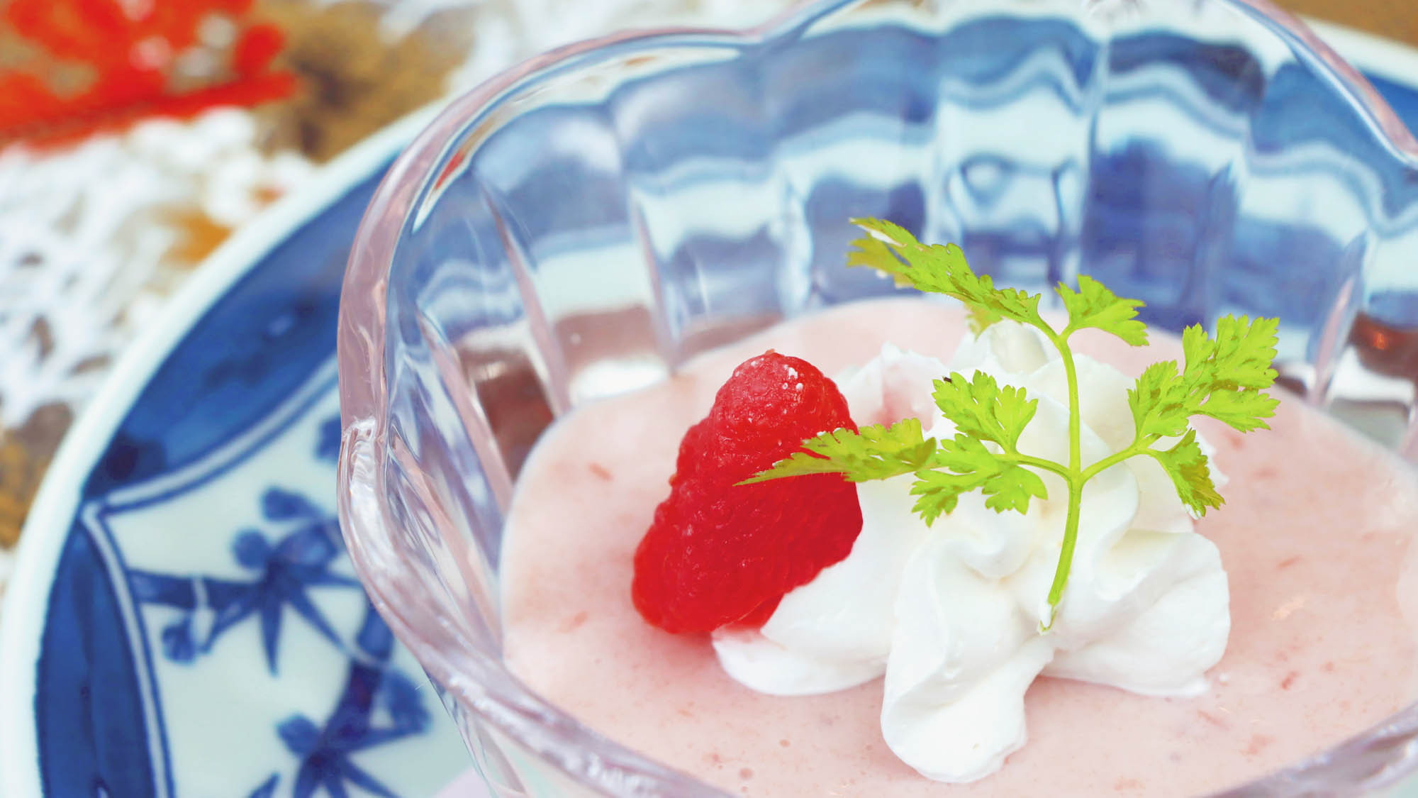 【料理一例 ～冬～】いちごプリン