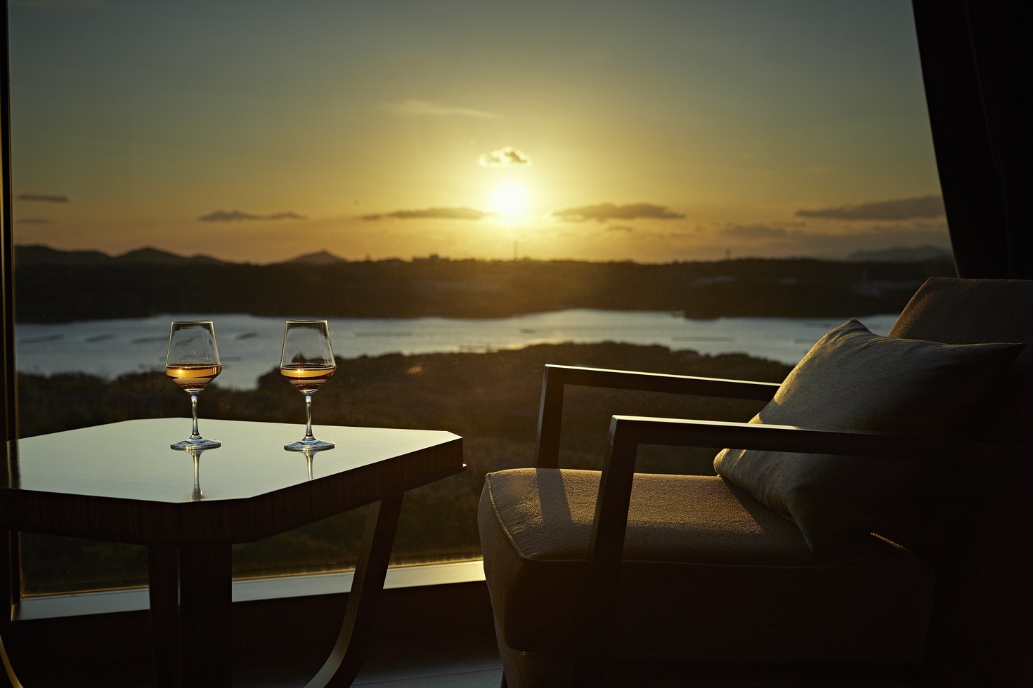 フレンチレストラン「ラ・メール」〜La mer Christmas 2025〜＜夕朝食付＞