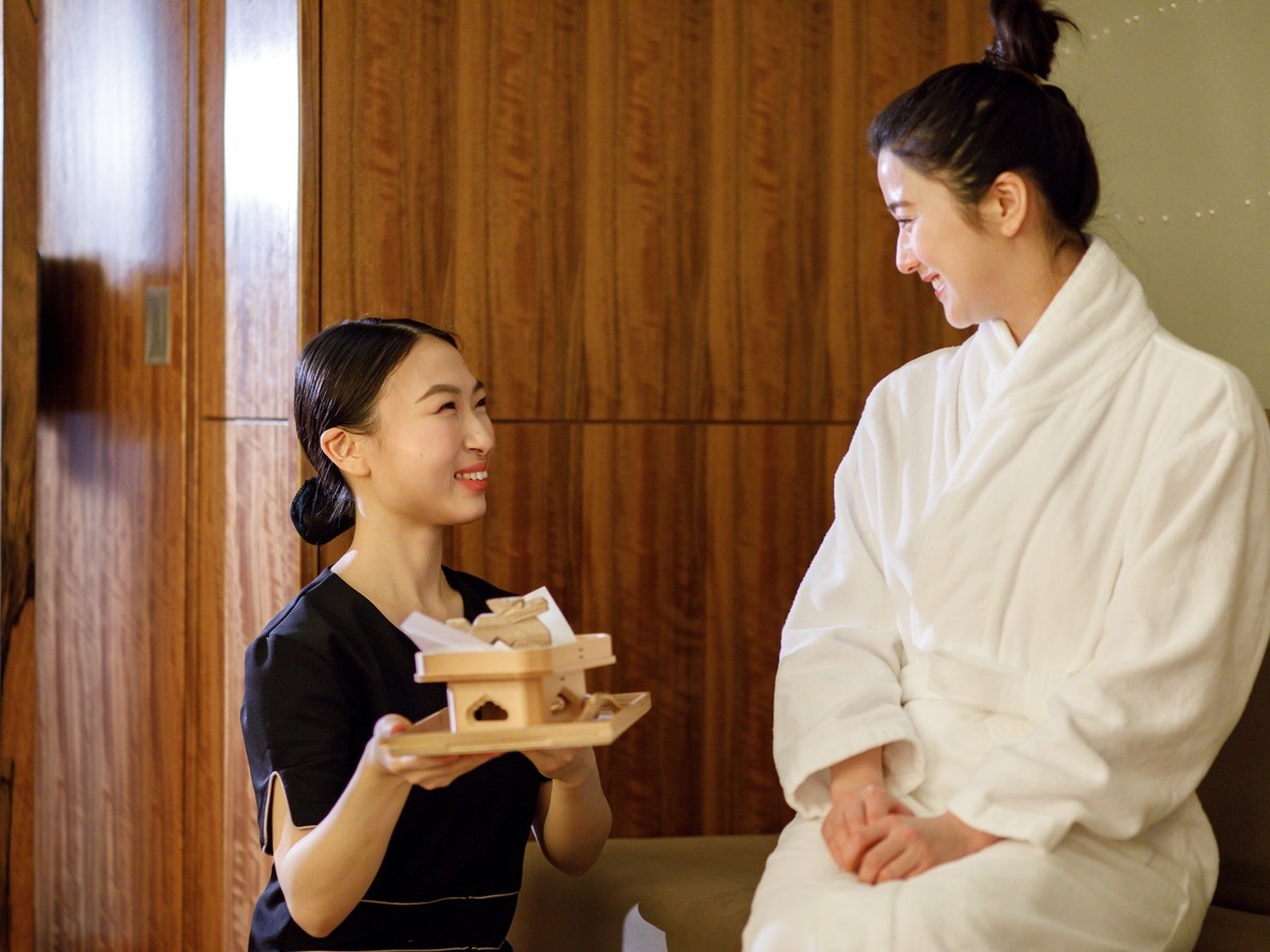 【eau SPA 1名分付】】記念日や大切な日に、上質アロマボディ90分〜スパギフト付〜＜朝食付＞