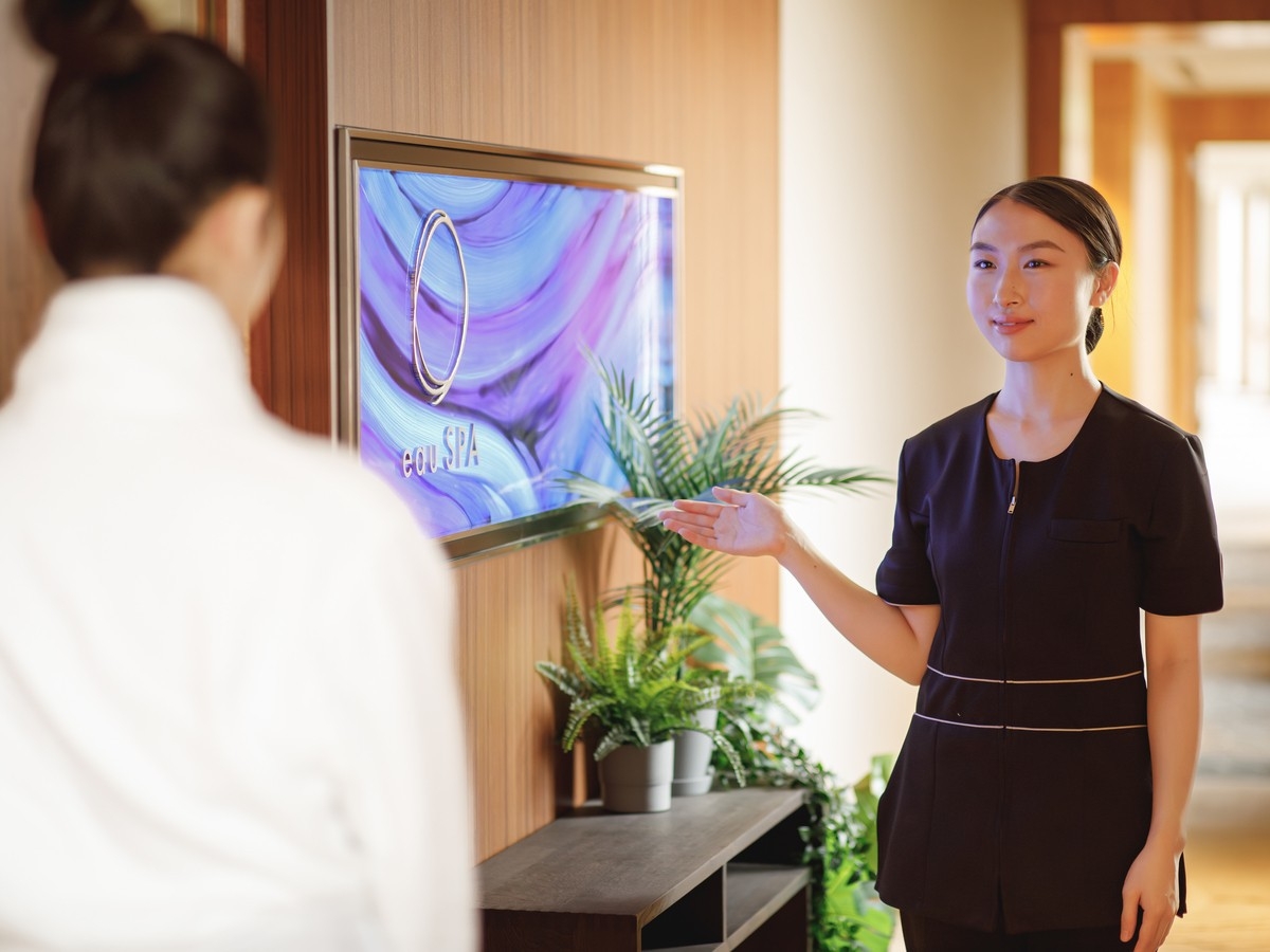 【eau SPA 1名分付】心ほどける癒し時間、人気のアロマボディ60分〜スパギフト付〜＜朝食付＞