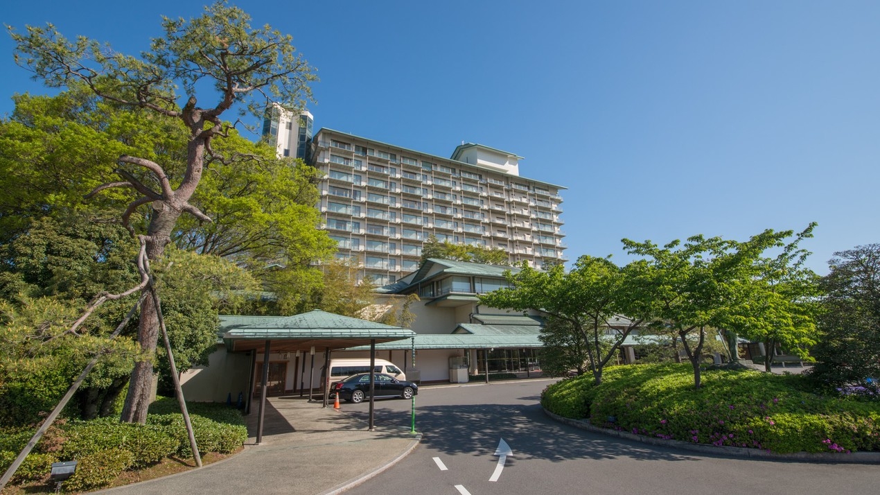 本館：【夏季限定プラン】夕食はお部屋で美味会席/朝食はビュッフェ　7月19日〜8月31日