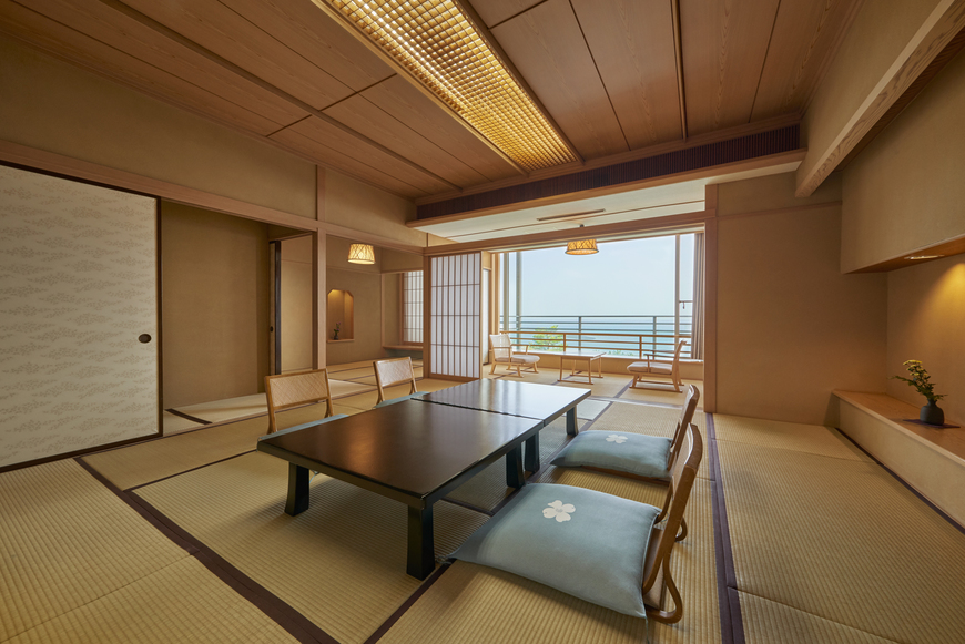 本館和室10+6畳