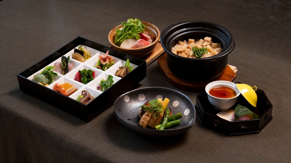 【期間限定】最大12，000円OFF！豪華松花堂弁当　露天風呂客室で過ごす贅沢を