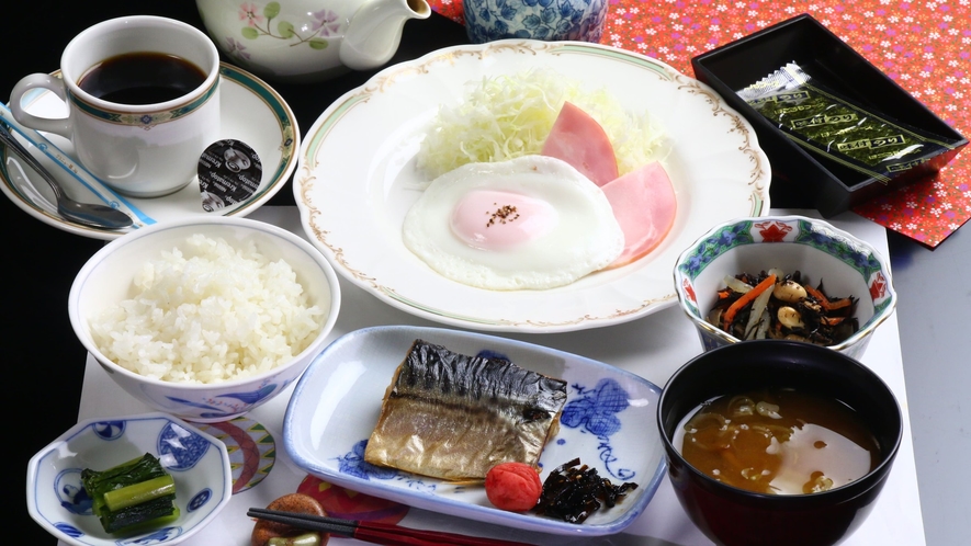 ～　朝食　～　ほっこり和朝食