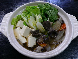 冬の名物　クマ鍋