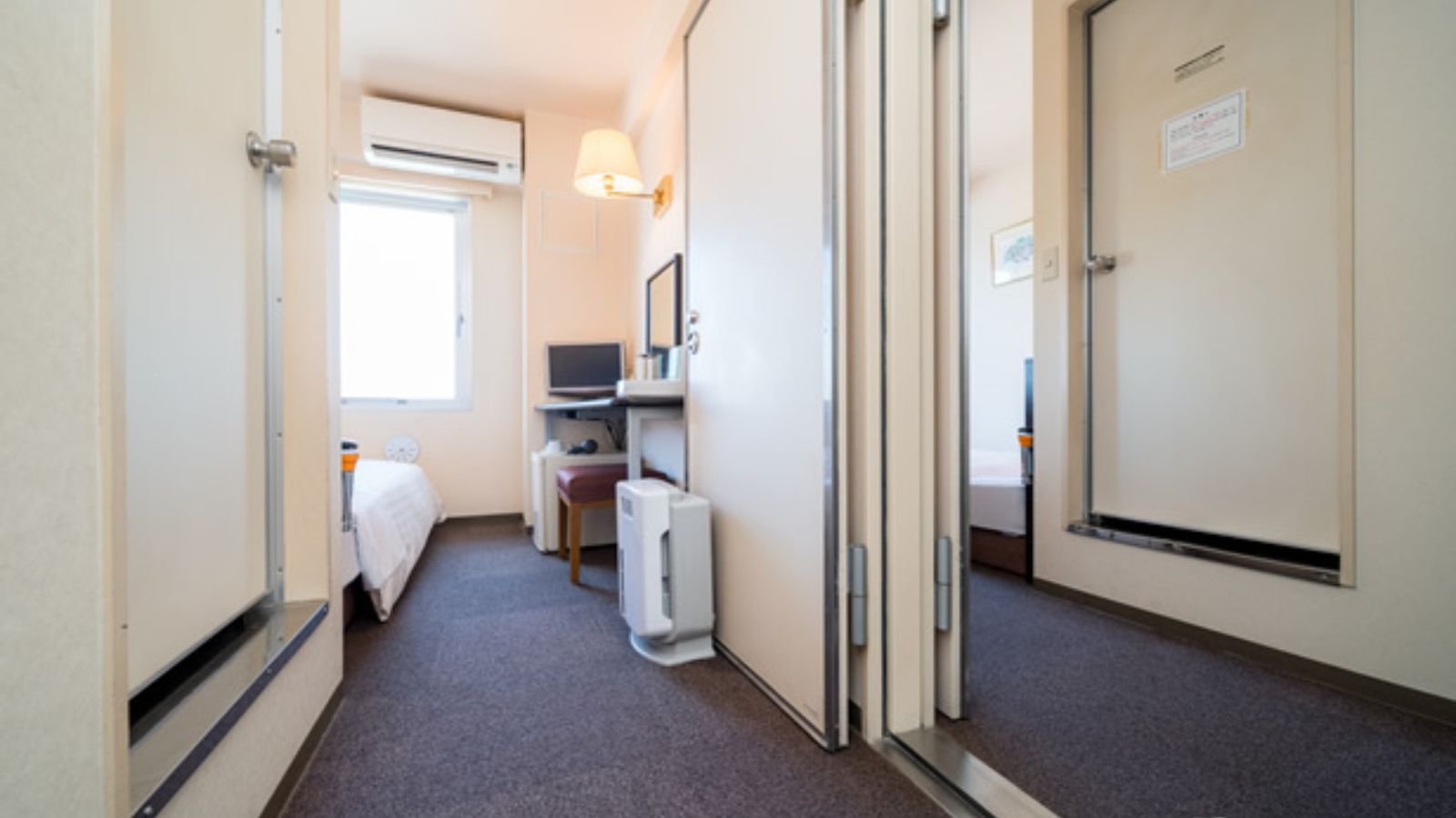 コネクティングルーム