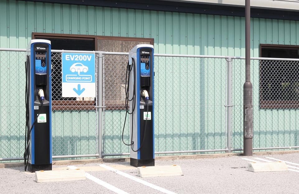 【電気自動車充電器】