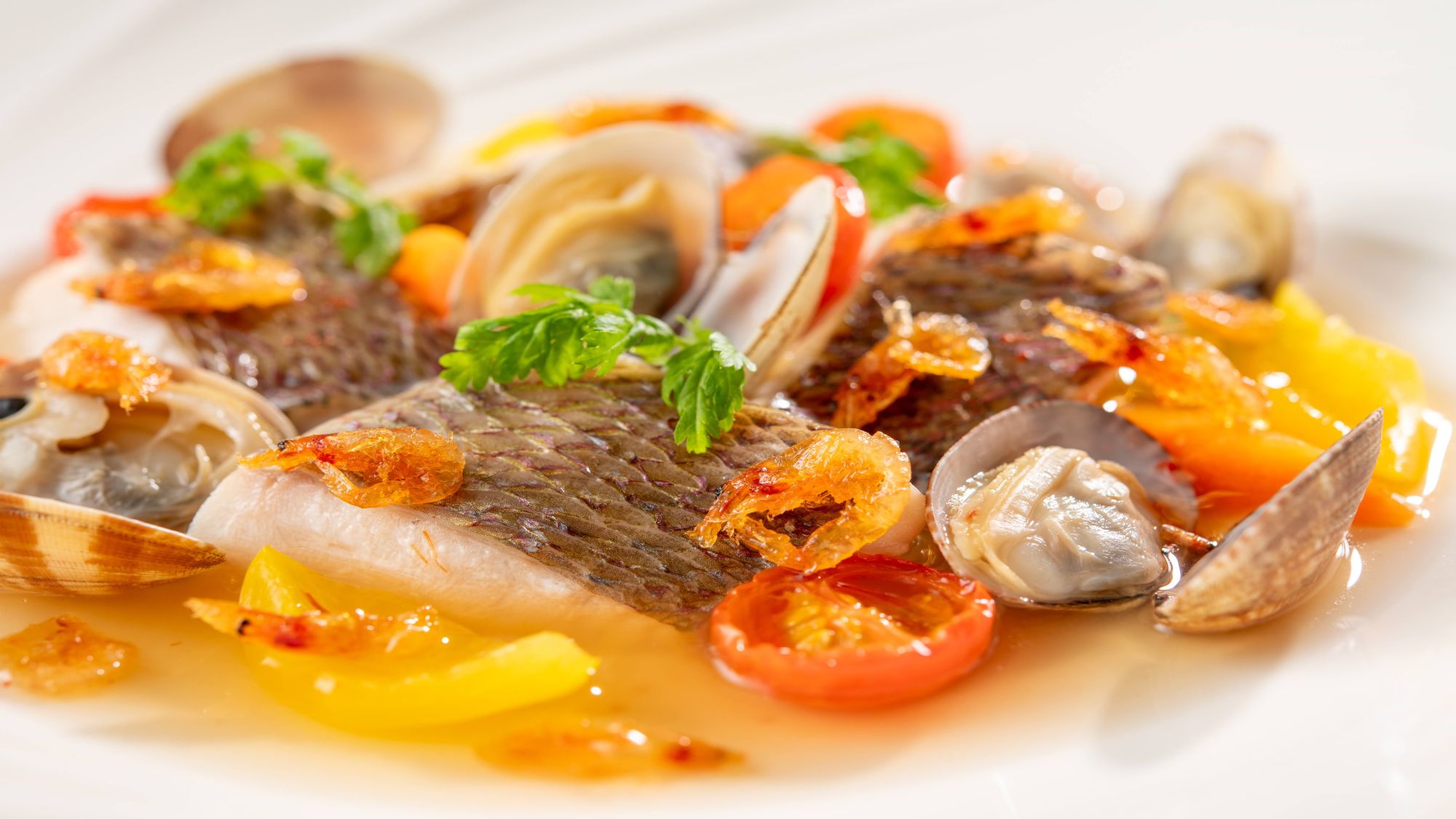 鯛の白ワイン蒸し