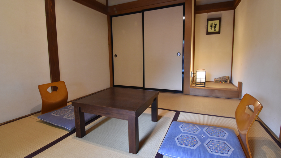 *【6畳／客室一例】コンパクトな造りなので、一人旅にもおすすめ。