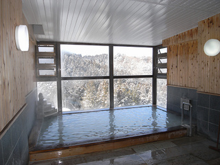 雪山を一望展望大浴場(24時間)