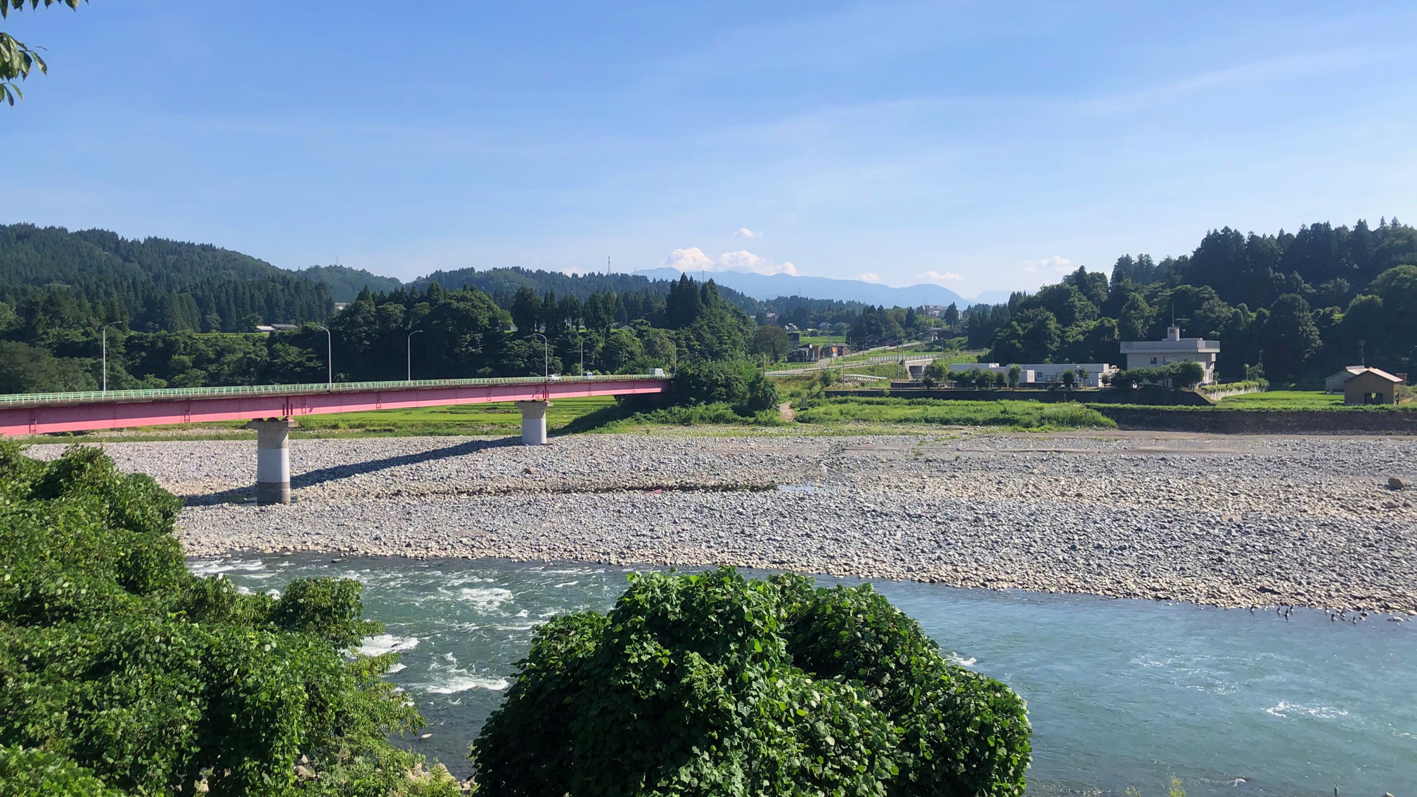 周辺景色（宮中橋）